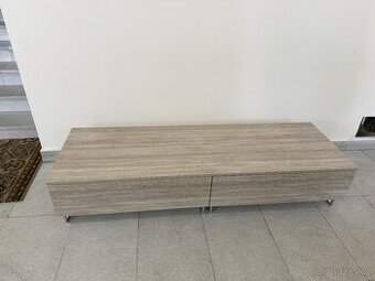 Moderní TV stolek - vyrobený v Itálii