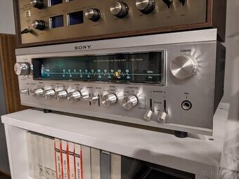 Sony STR-7055A