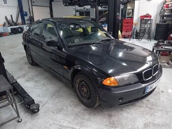 BMW 318i e46 na blbnutí