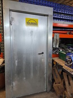 Mobilní stavební dveře