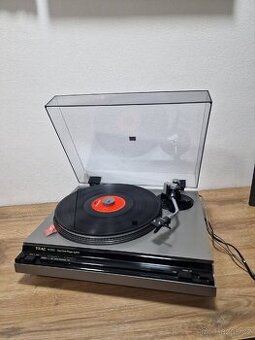 Gramofon Teac Px-300