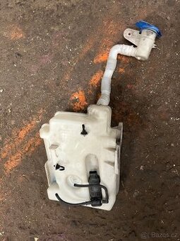 Škoda Octavia 2 nádobka ostřikovačů