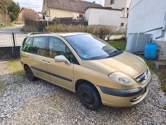 Citroen C8
