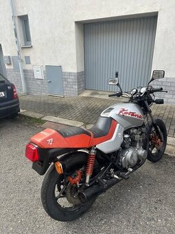 Suzuki Katana GS 550M