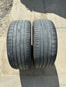 Pirelli P Zero 275/40 r22 - 275 40 22