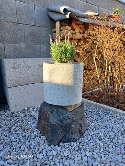 Betonový květináč kulatý 30cm