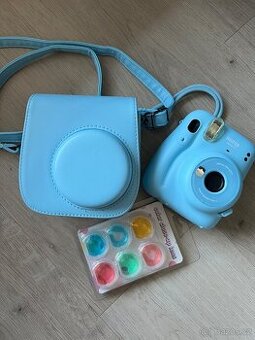 Instax mini 11 modrý + obal + filtry