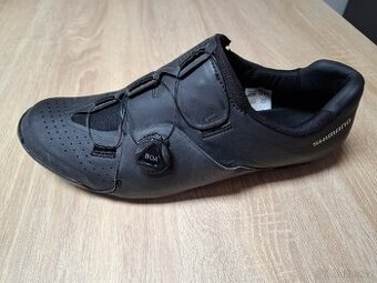 Tretry na horské kolo Shimano XC 3