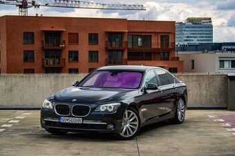 BMW Rad 7 750i 4.4 V8 - ZÁRUKA 1 rok/20000km a PREPIS V CENE