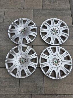 Originál Poklice Škoda R15