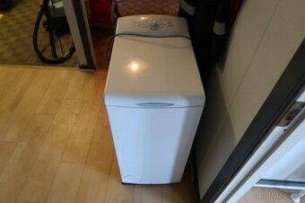 pračka s vrchním plněním zn. Whirlpool A+ třídy