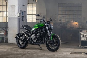 Benelli 752s s odpočtem DPH - včetně DPH
