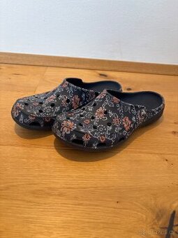 Crocsy vel. 37 - 1