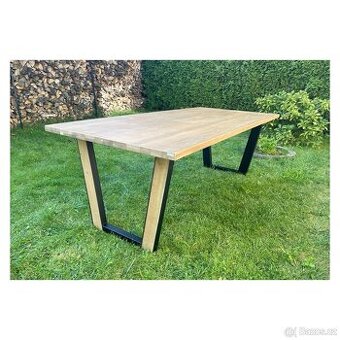 Masivní nerozkládací jídelní stůl - Metalo 220 cm