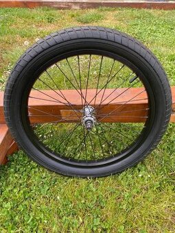 Zapletené kolo BMX