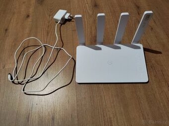 Wifi routery HONOR 3 Wi-Fi 6 Plus a TP-Link Archer C50
