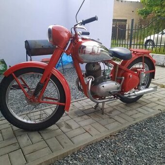 Jawa 250 perák - 1