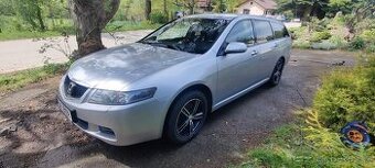 Honda Accord 2.2 iCTDi Tourer, 103 kW.