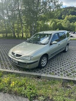 Renault Megane Grandtour 1.4 - Náhradní díly