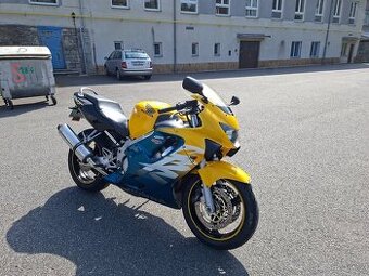 Honda cbr 600f