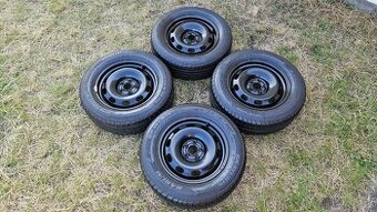 Škoda Octavia letní pneumatiky 195/65R15 disky 6Jx15 5x100
