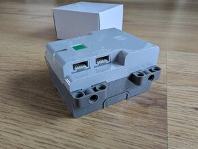 LEGO 88012 Powered UP TECHNIC hub