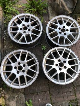 ALU díky 5x100 r15