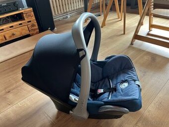 Autosedačka vajíčko MaxiCosi vajíčko + základna IsoFix