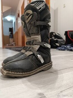 Motocrossove boty Answer mode velikost 39.5