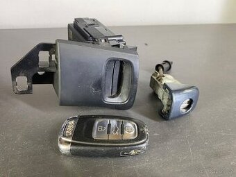 Spínací skříňka Audi A4 B8