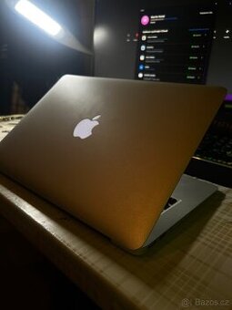 MacBook Air 2013 - 1