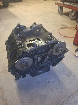 Blok motoru V6 3.0 - 1