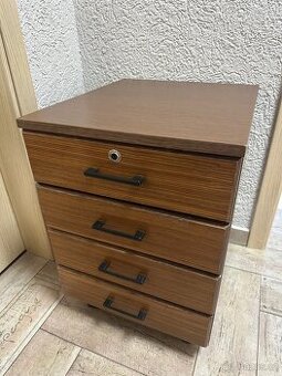 Kancelářský mobilní box