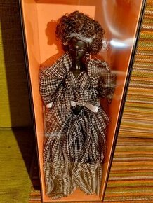 Mizi panenka Millenium černoška