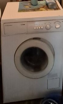 Pračka Electrolux
