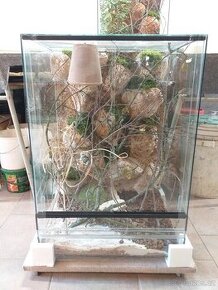 kompletní terária pro chameleóny