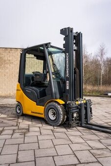 Vysokozdvižný vozík Jungheinrich TFG 316s (VV0063)