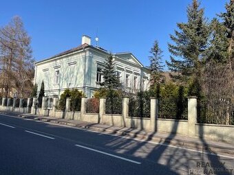 Byt k pronájmu ve vile, 2+1 s terasou, 85 m2, zařízený