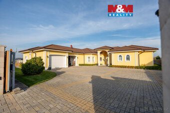 Prodej rodinného domu, 429 m², Louny, ul. Březinova