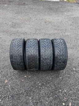 Zimní pneu Kormoran 225/40 r18