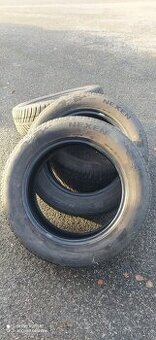 Celoroční pneu 235/60 R18