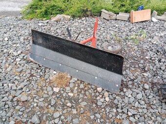 MF70, Sněžný pluh