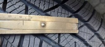 Zimní pneu 175/65R14 Barum (22)