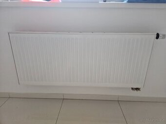 Radiátory, topení.