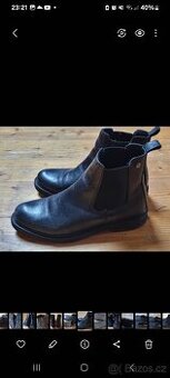 Kožené černé kotníkové nazouvaci boty LASOCKI