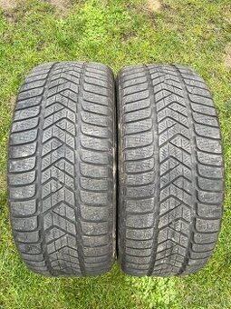 Pirelli 245/45R19 zimní