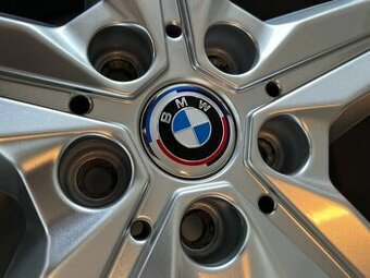 Stredove krytky pukličky do elektrónov značky BMW