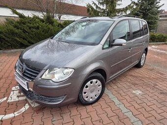 VW Touran 1.9 TDI 77kW,Tempomat,7.míst,bez koroze.