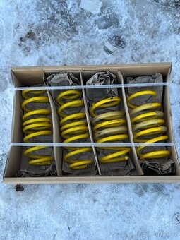 ST pružiny na Golf 7.5 R 4 motion