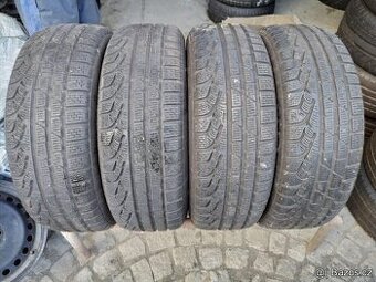 215/60/17 zimni pneu PIRELLI 215/60 R17